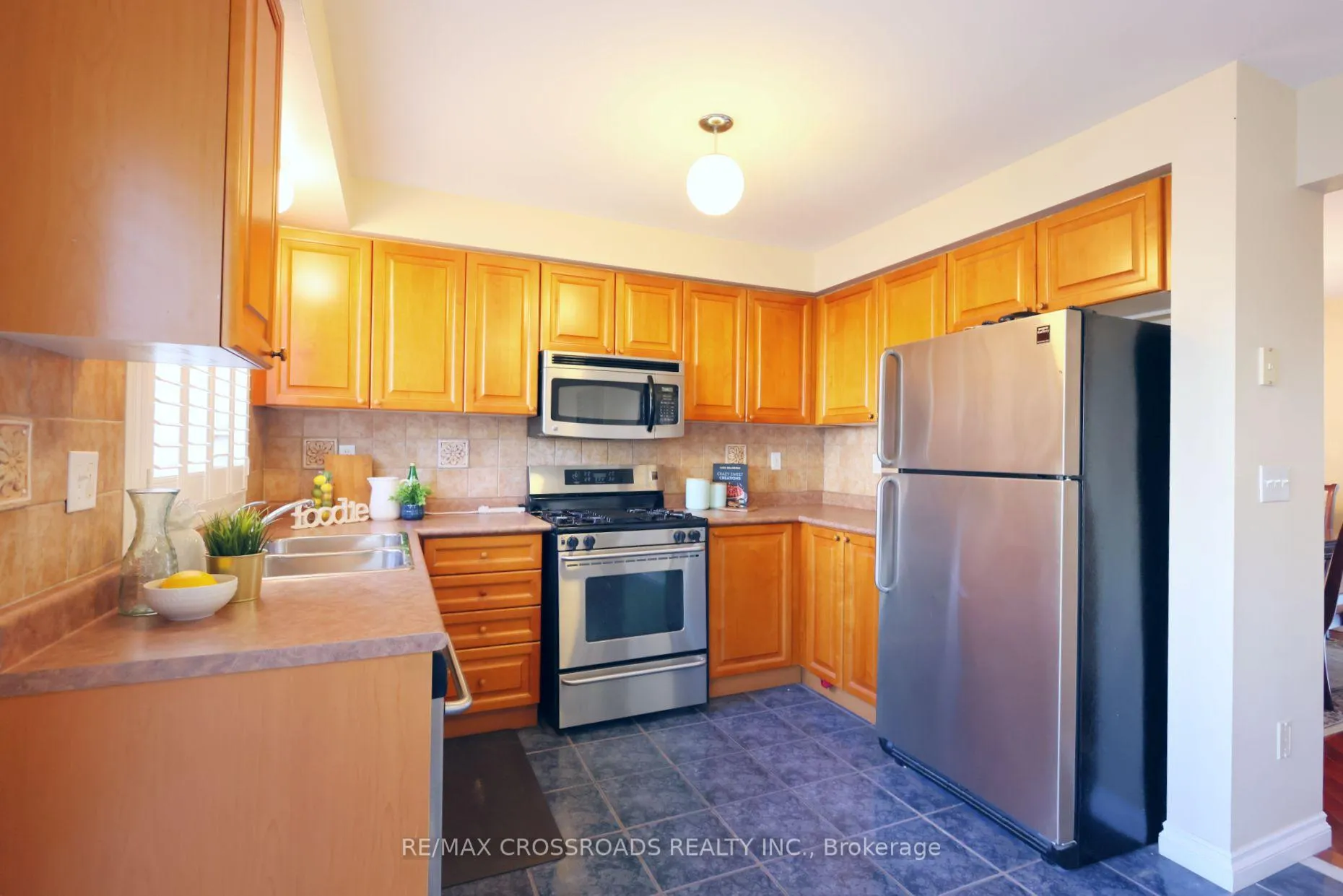 Photo 15 of 78 Trojan Crescent, Markham, Berczy — HOMEH