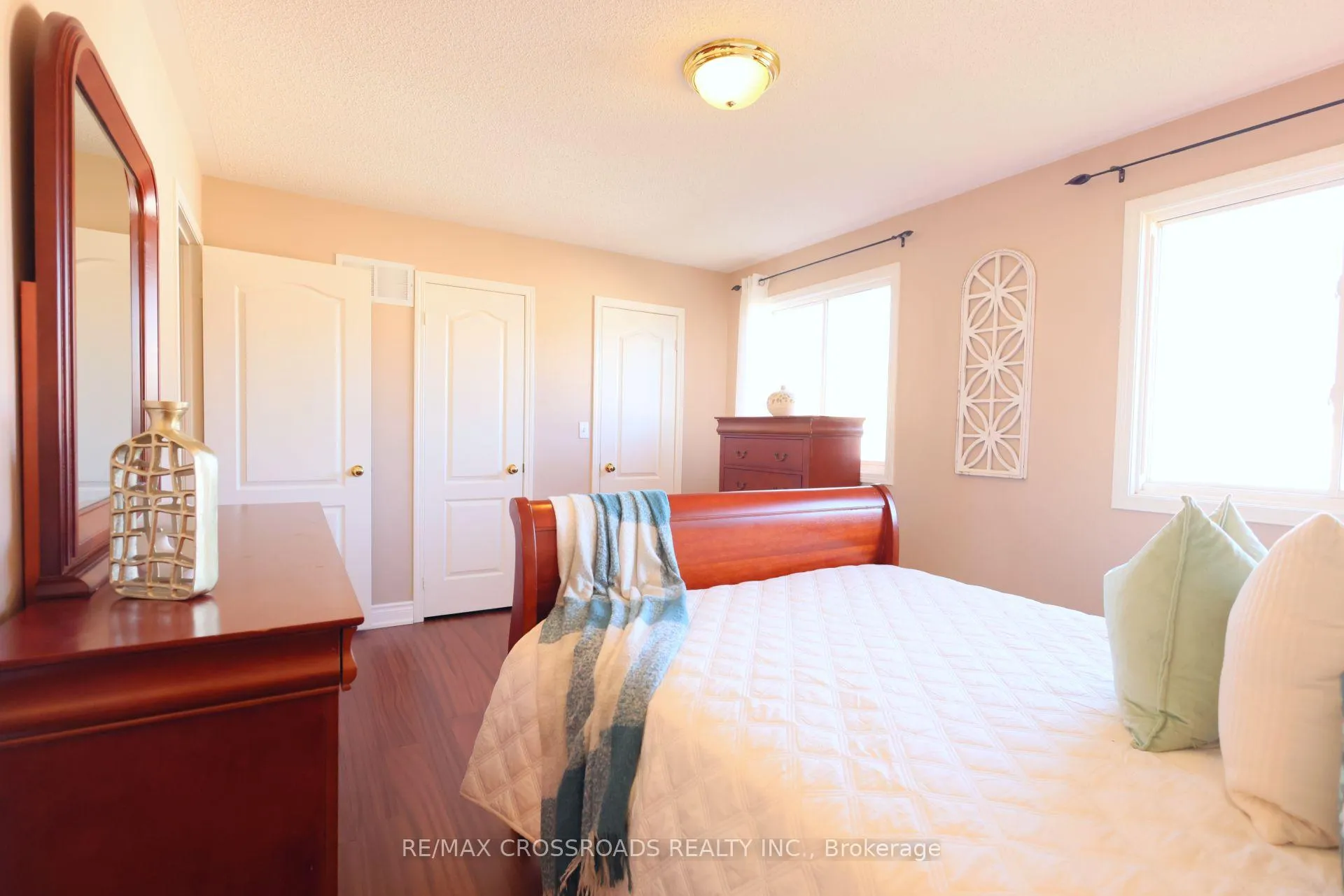 Photo 19 of 78 Trojan Crescent, Markham, Berczy — HOMEH