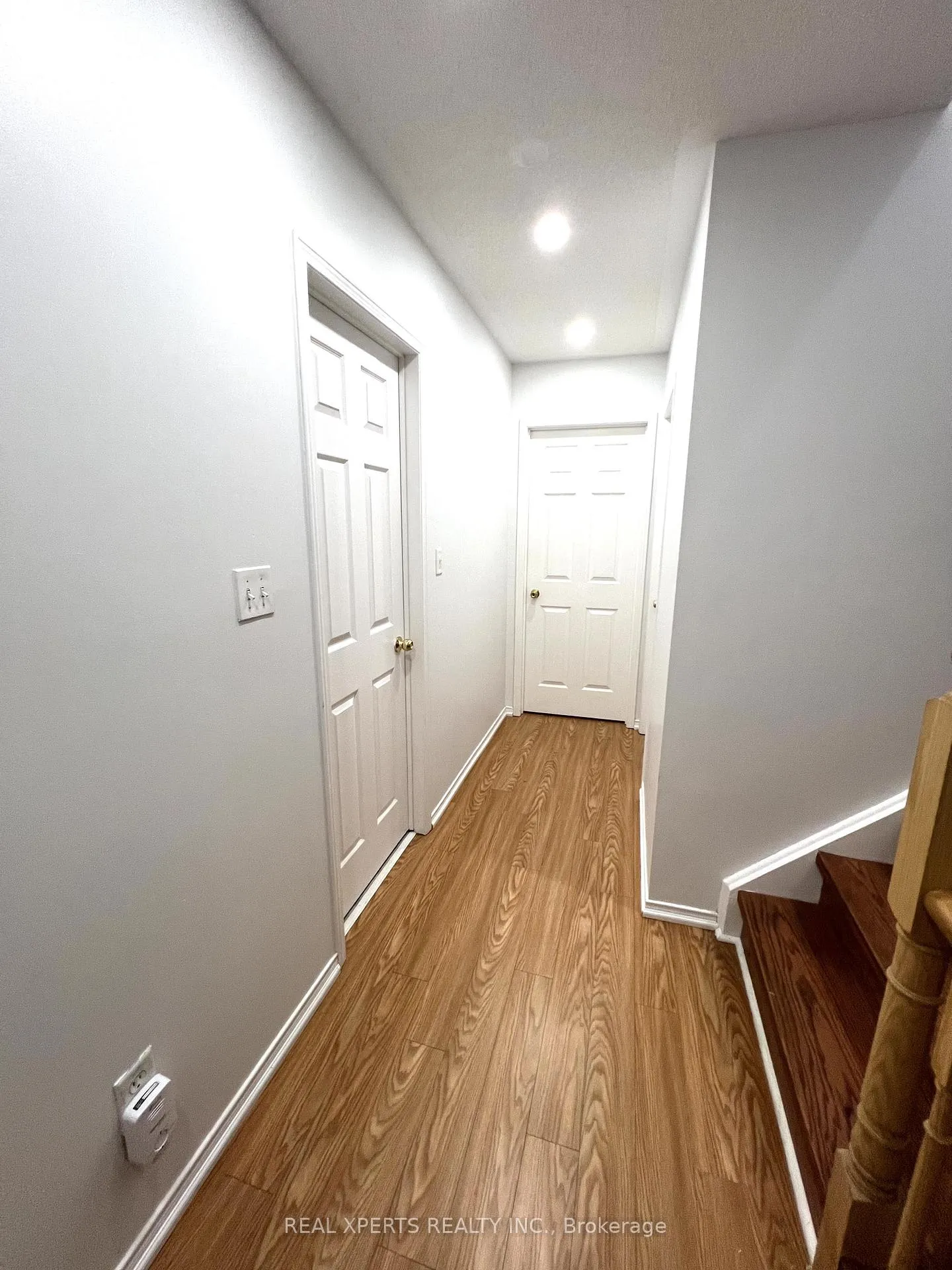 Photo 14 of 654 Sentinel Road, North York, York University Heights — HOMEH