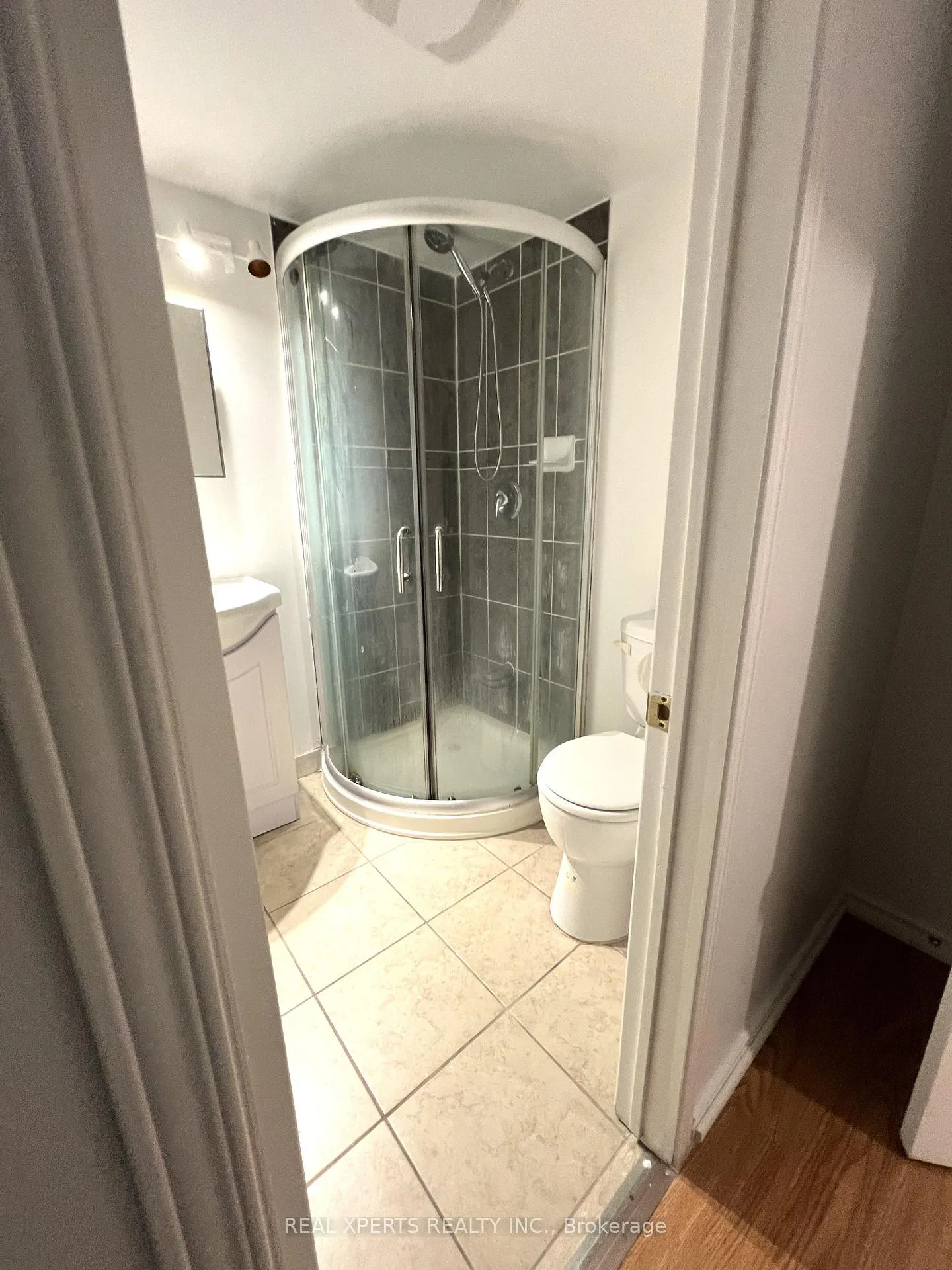 Photo 15 of 654 Sentinel Road, North York, York University Heights — HOMEH