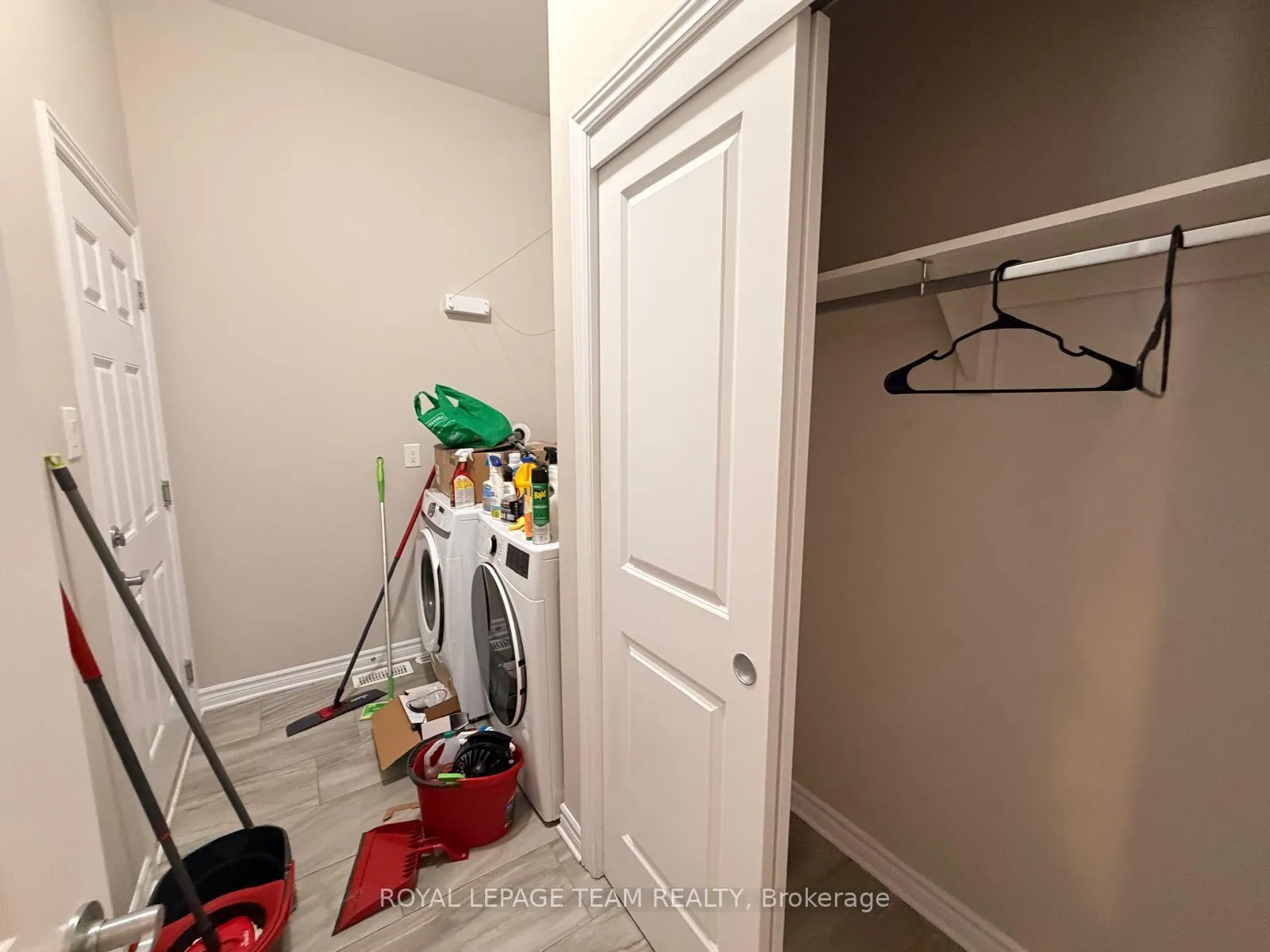 Photo 5 of 343 Grackle Street N, Ottawa, Blossom Park/Kemp Park/Findlay Creek — HOMEH
