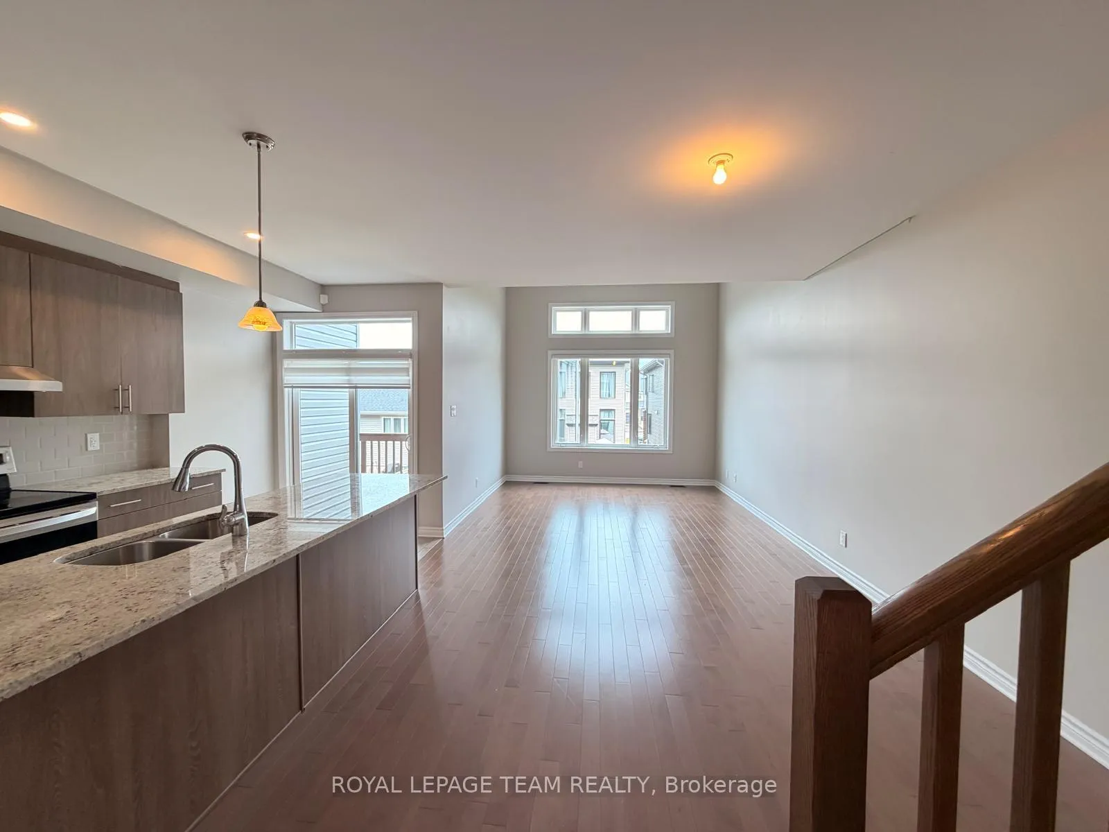 Photo 11 of 343 Grackle Street N, Ottawa, Blossom Park/Kemp Park/Findlay Creek — HOMEH