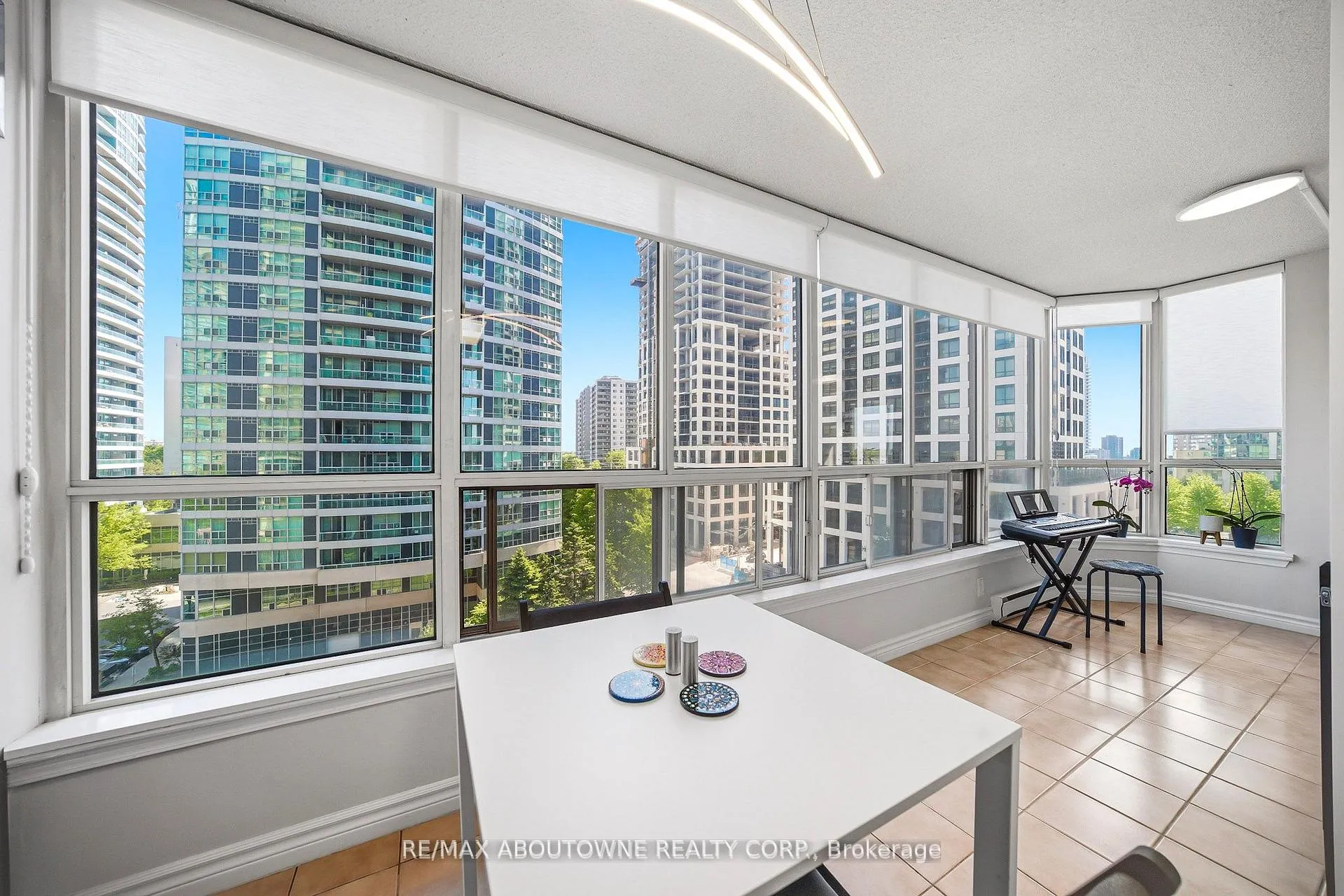 Photo 11 of Unit 611, 55 Elm Drive W, Mississauga, City Centre — HOMEH