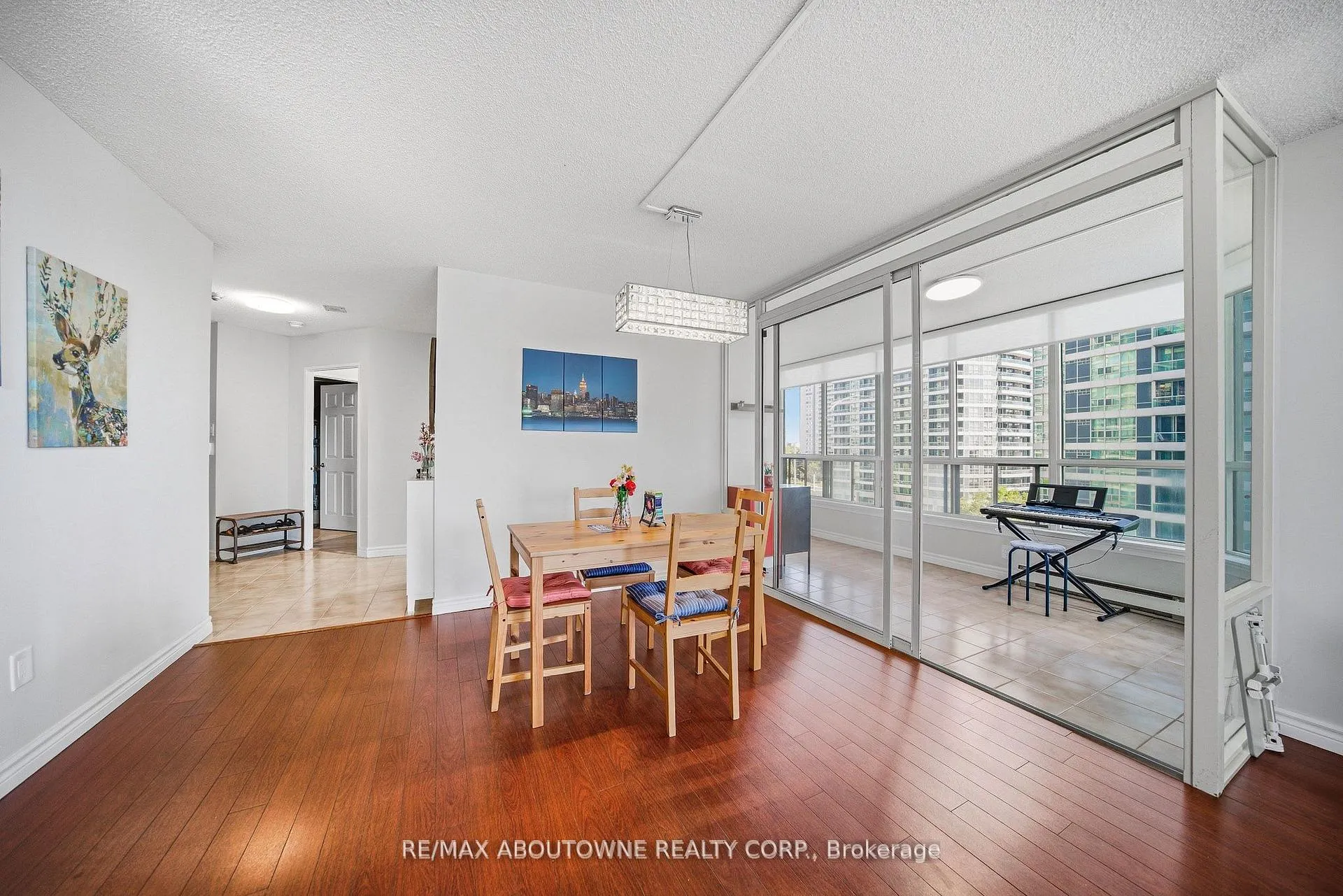 Photo 12 of Unit 611, 55 Elm Drive W, Mississauga, City Centre — HOMEH