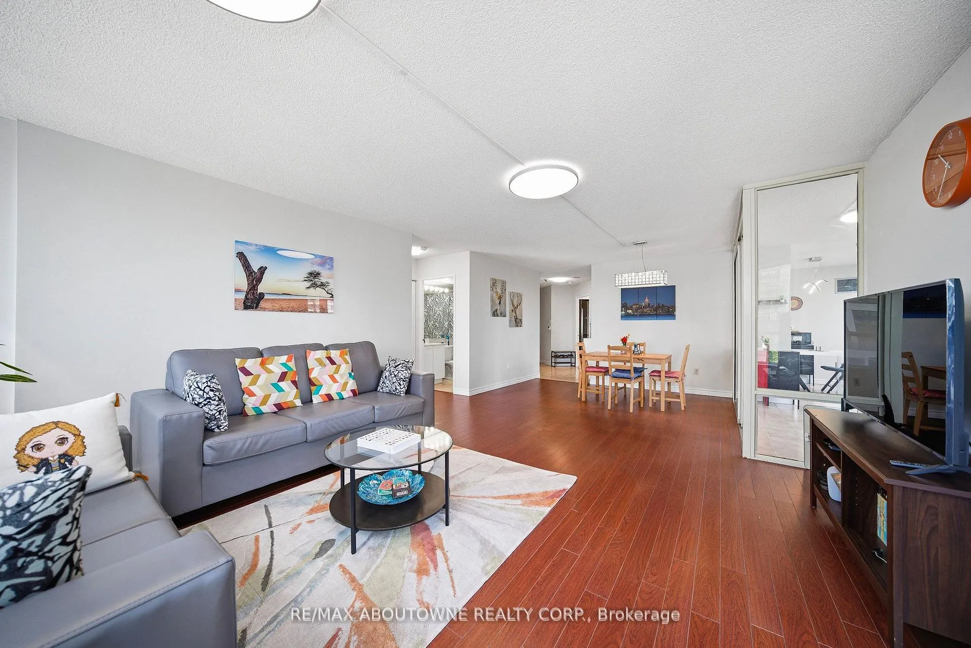 Photo 16 of Unit 611, 55 Elm Drive W, Mississauga, City Centre — HOMEH