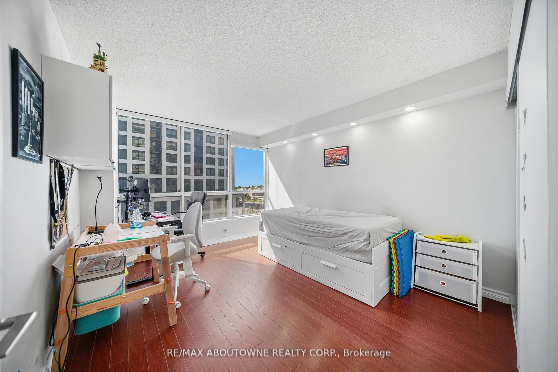 Photo 21 of Unit 611, 55 Elm Drive W, Mississauga, City Centre — HOMEH