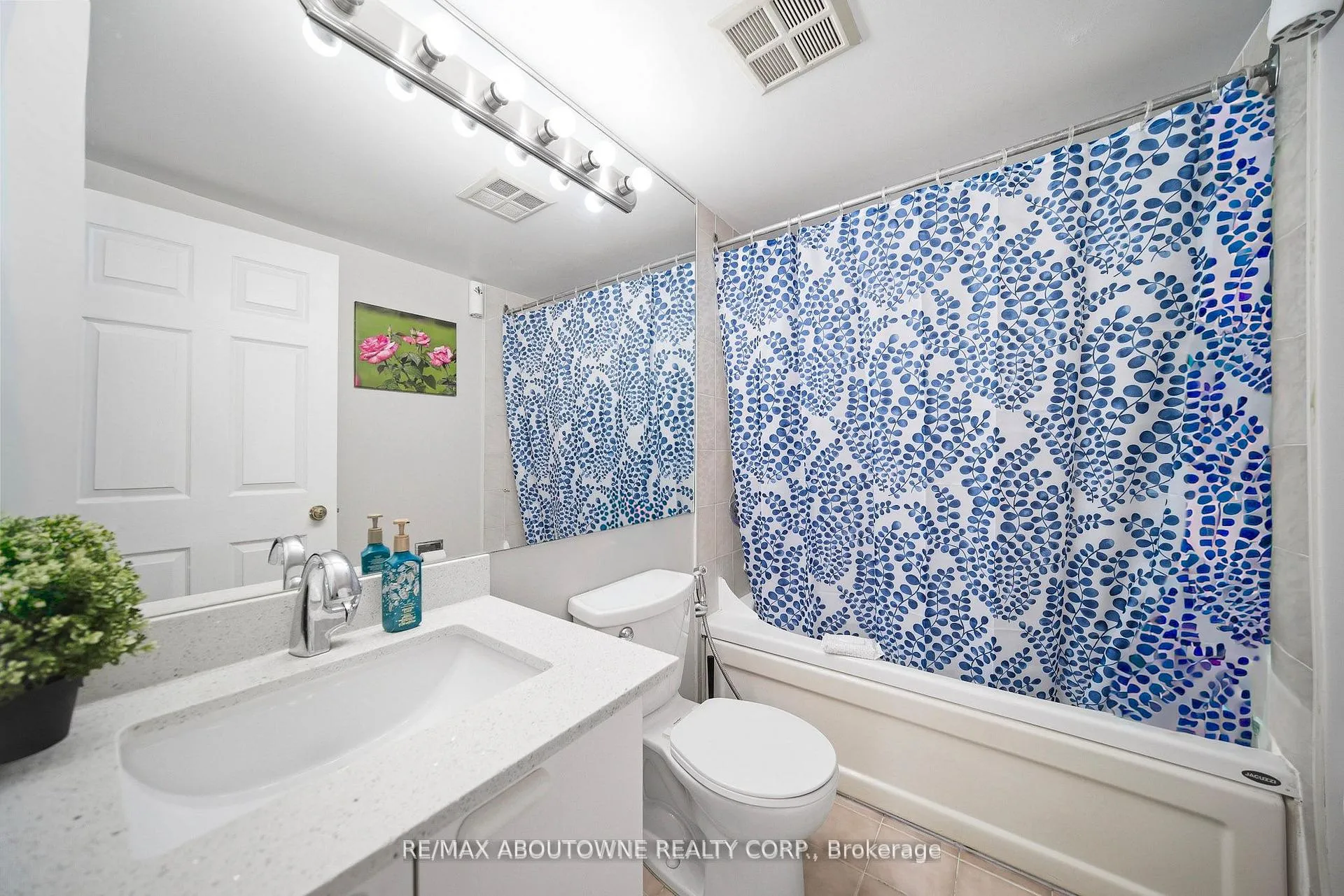 Photo 24 of Unit 611, 55 Elm Drive W, Mississauga, City Centre — HOMEH