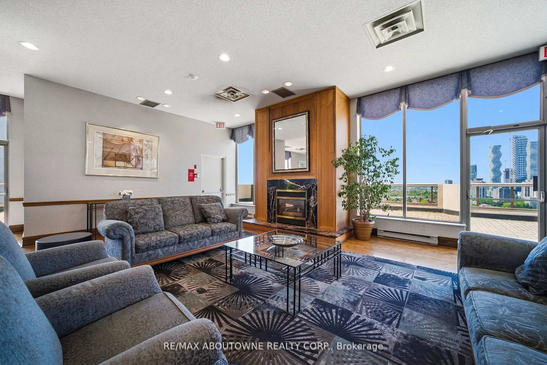 Photo 31 of Unit 611, 55 Elm Drive W, Mississauga, City Centre — HOMEH