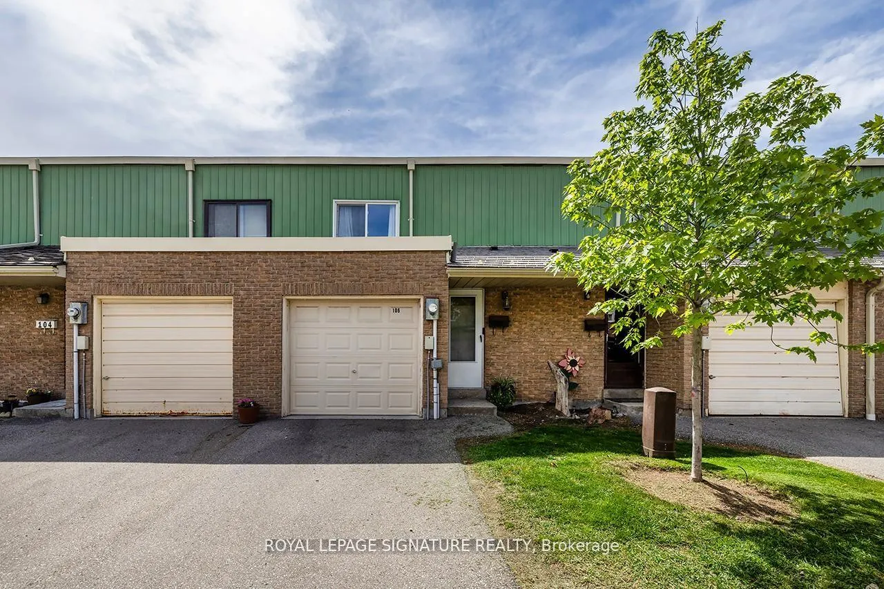 Front of 106 Thorny Vineway