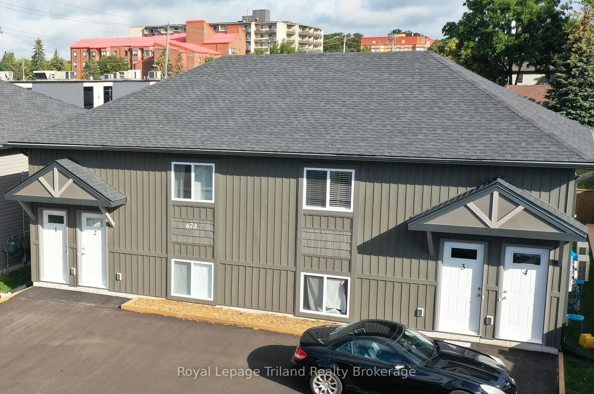 Photo of Unit 2, 673 Adelaide Street