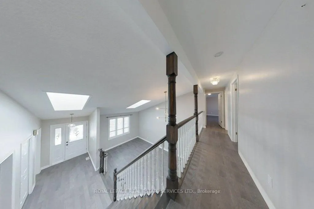 Photo 16 of 141 Castle Crescent, Oakville, Ford — HOMEH