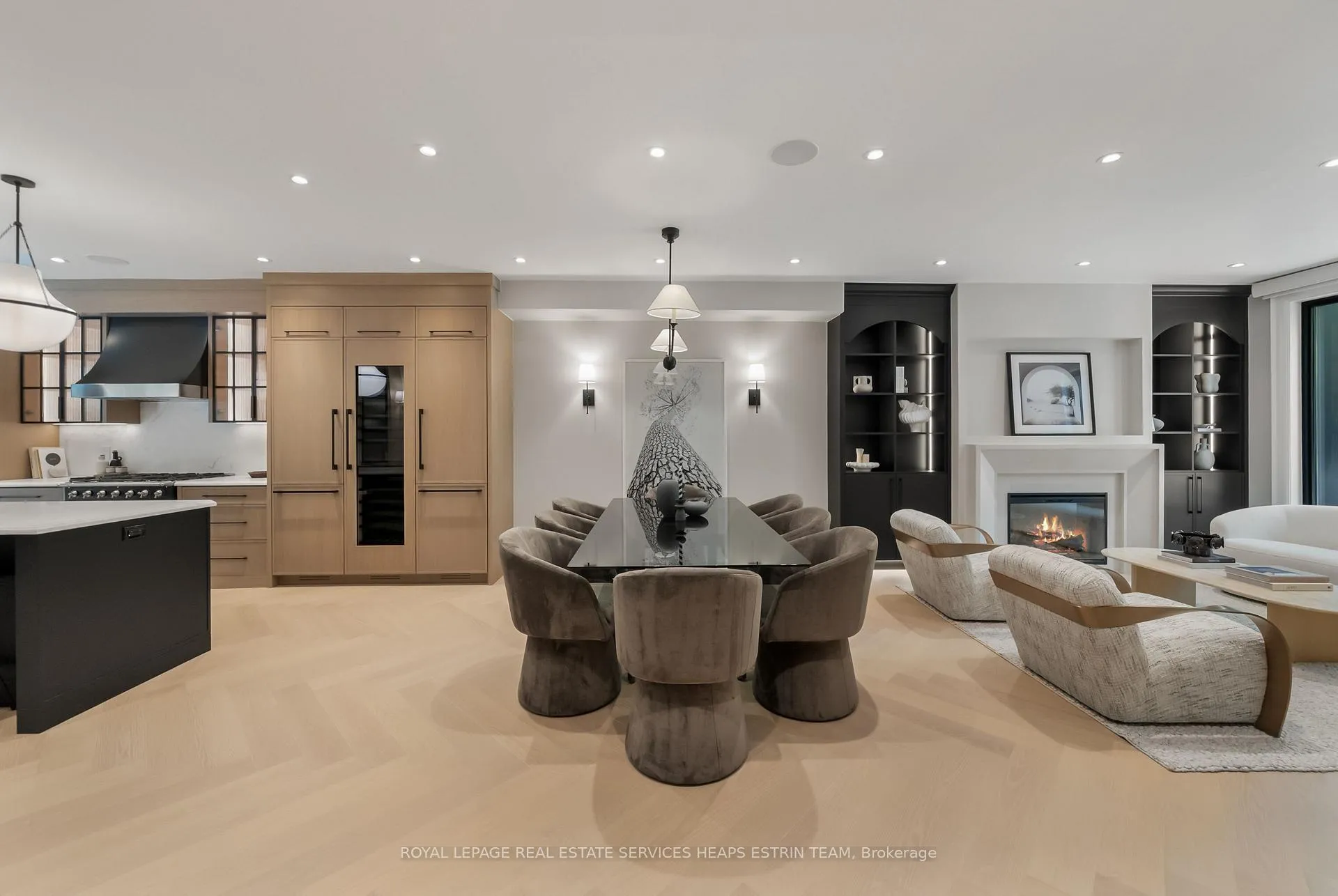 Photo 5 of 16 Tranby Avenue, Toronto, The Annex — HOMEH