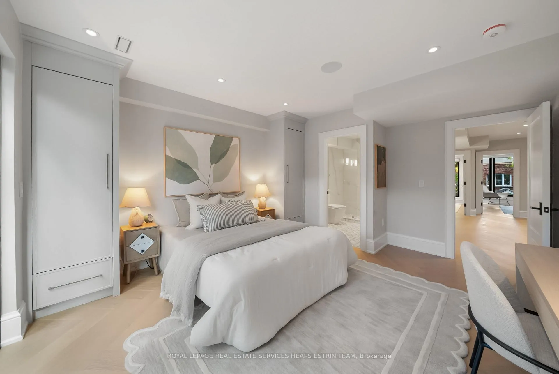 Photo 13 of 16 Tranby Avenue, Toronto, The Annex — HOMEH