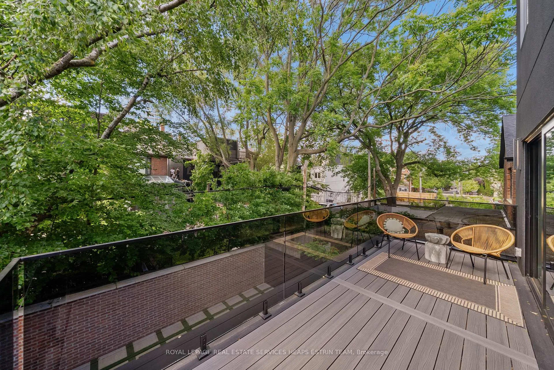 Photo 15 of 16 Tranby Avenue, Toronto, The Annex — HOMEH