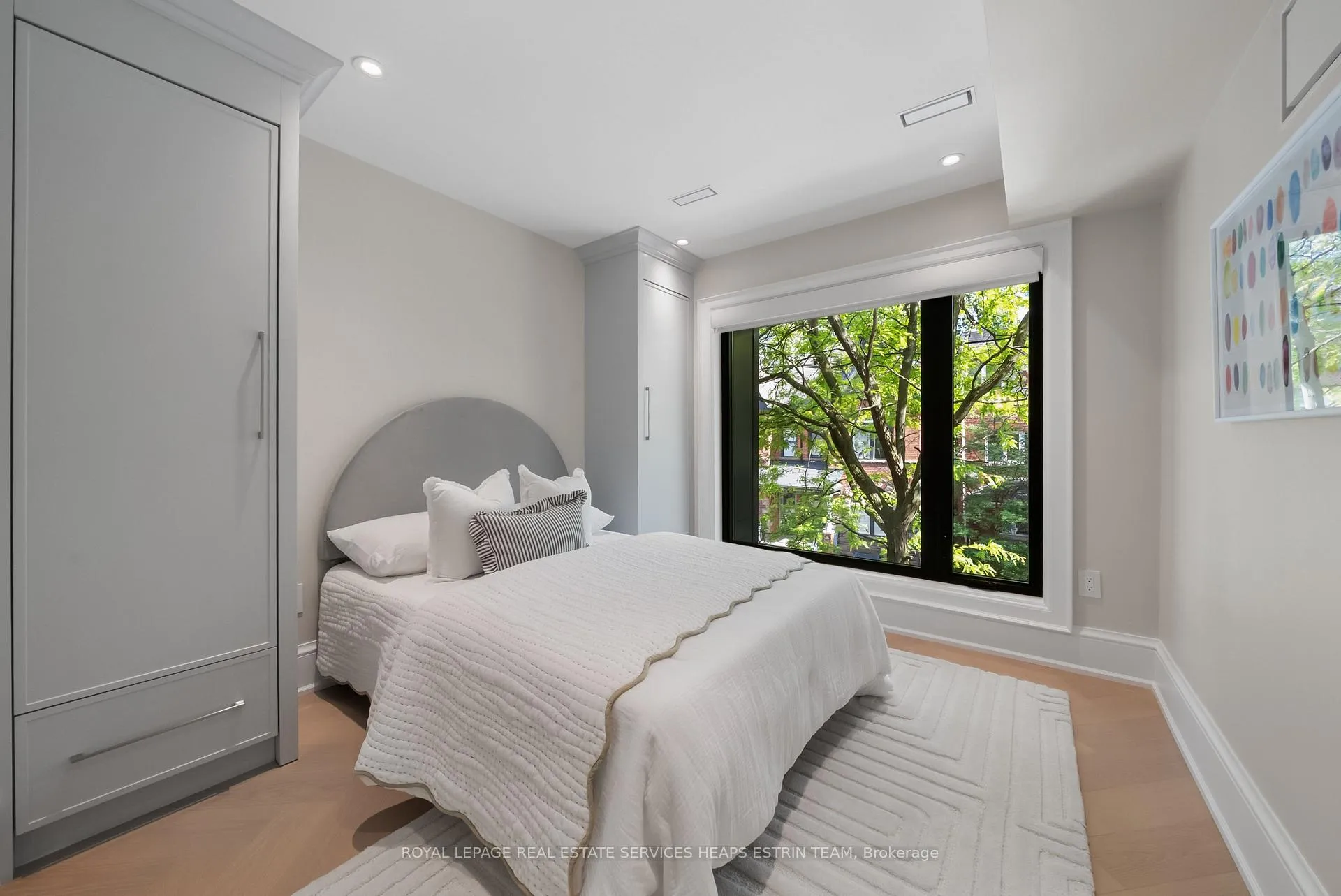 Photo 16 of 16 Tranby Avenue, Toronto, The Annex — HOMEH
