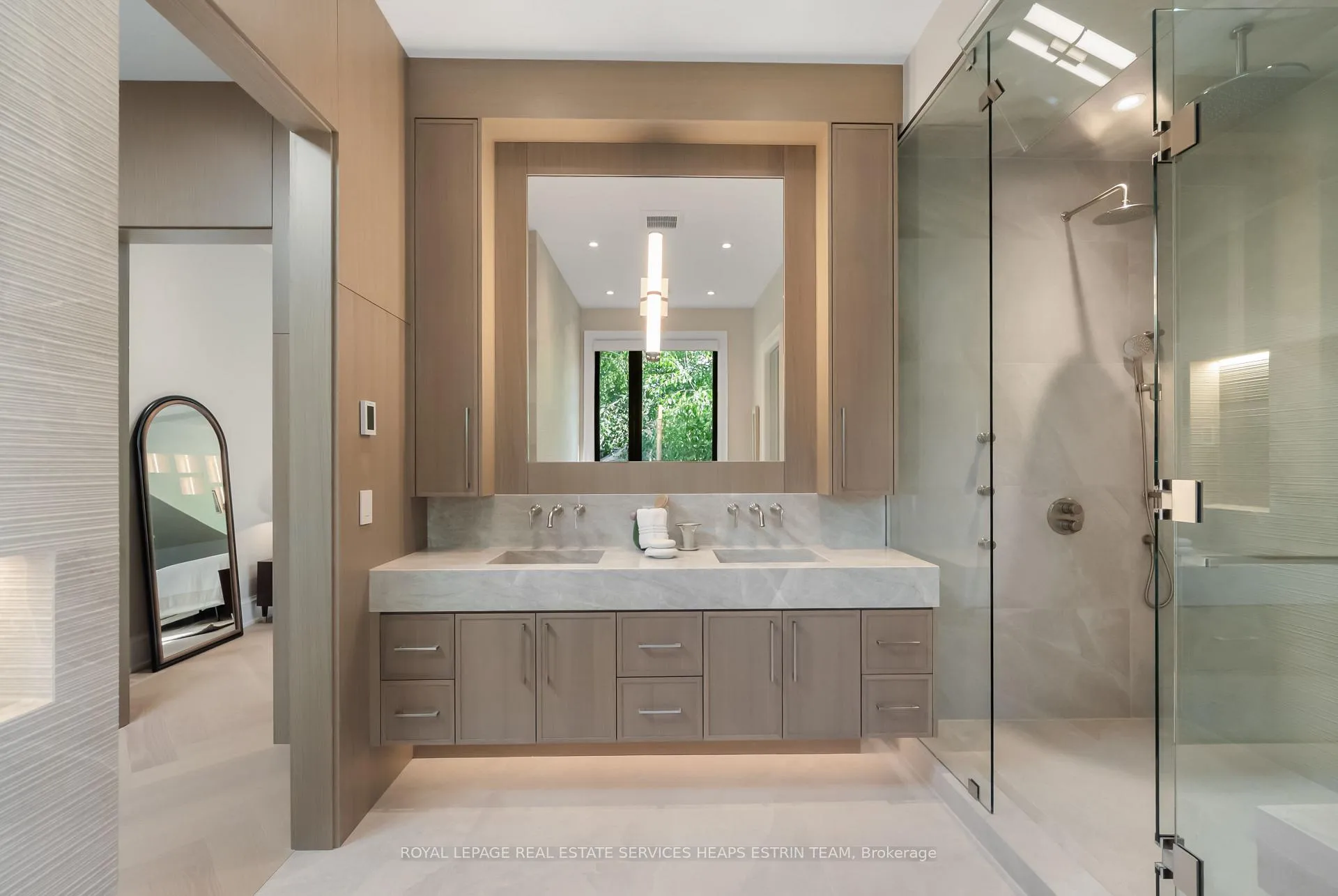 Photo 25 of 16 Tranby Avenue, Toronto, The Annex — HOMEH