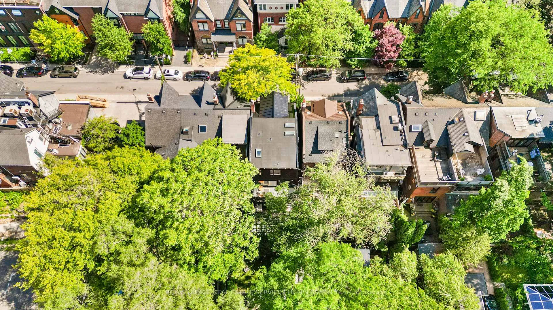 Photo 39 of 16 Tranby Avenue, Toronto, The Annex — HOMEH