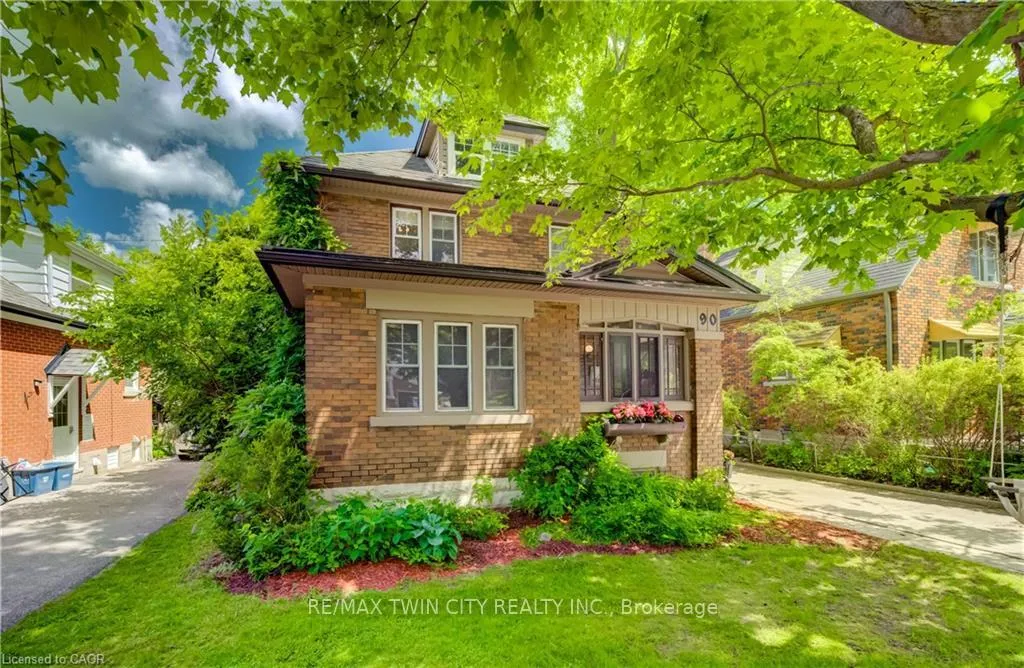 Photo 2 of 90 Brock Street, Kitchener, Victoria Park — HOMEH