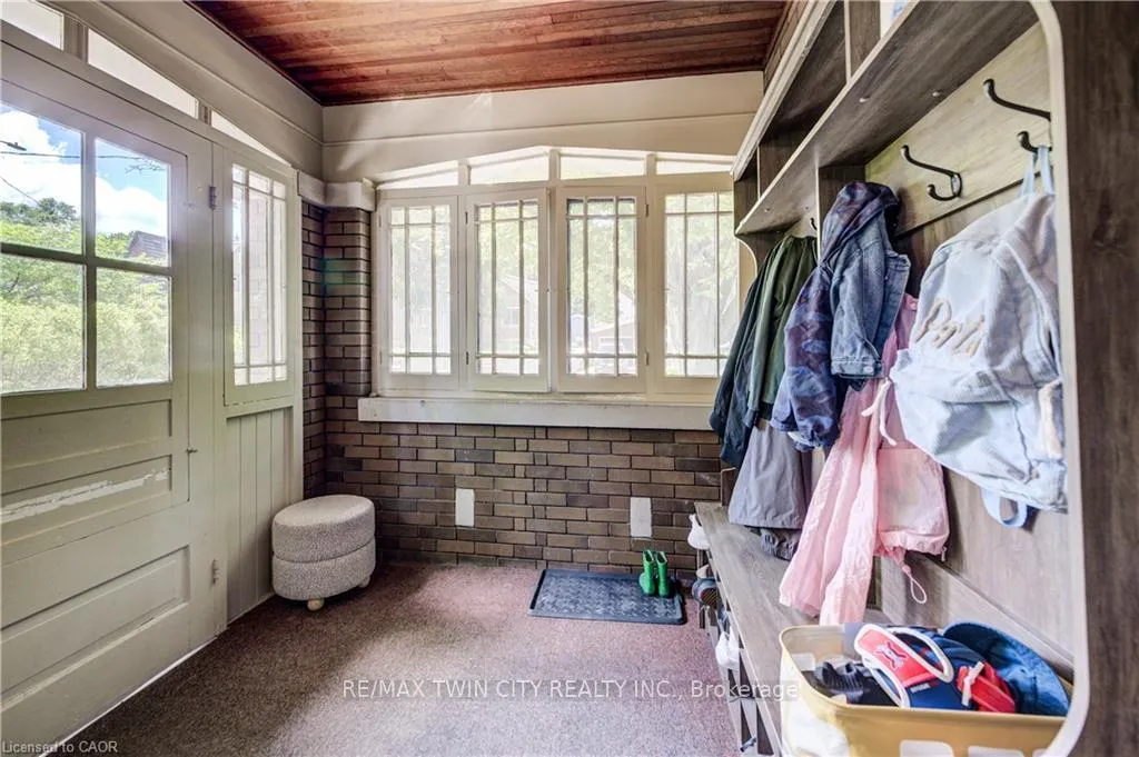 Photo 16 of 90 Brock Street, Kitchener, Victoria Park — HOMEH