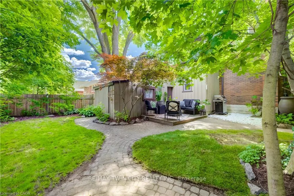 Photo 37 of 90 Brock Street, Kitchener, Victoria Park — HOMEH