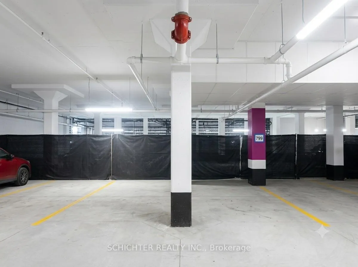 Photo 9 of Unit 521, 38 Honeycrisp Crescent, Vaughan, Vaughan Corporate Centre — HOMEH