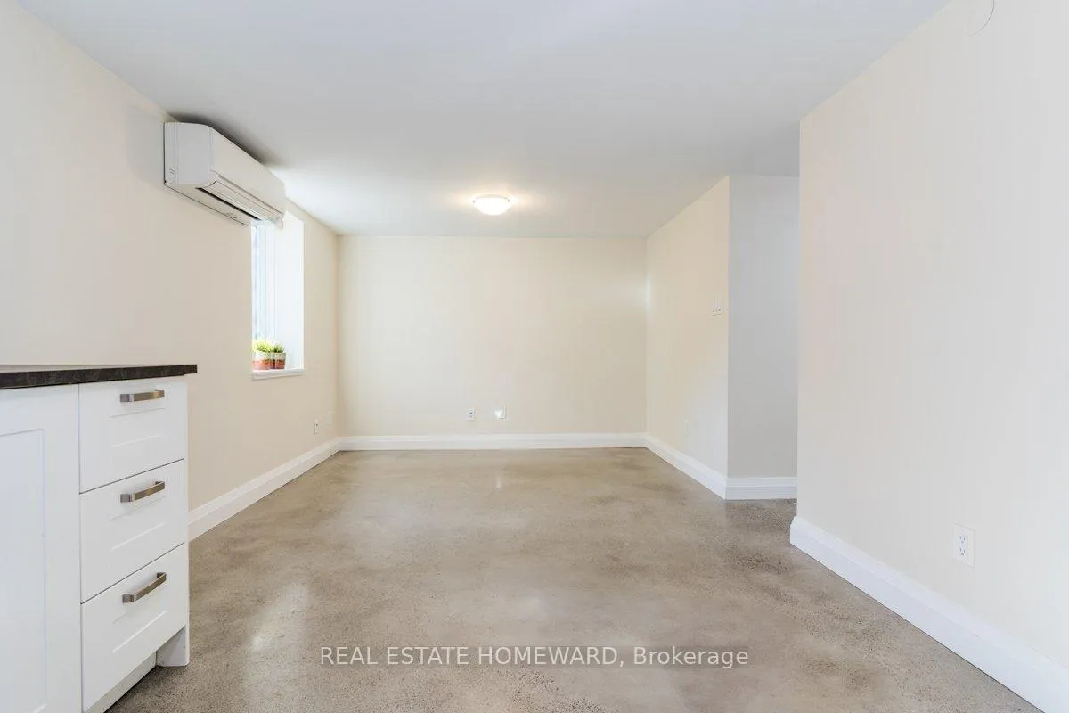 Photo 3 of 125 Tiago Avenue, Toronto, O'Connor-Parkview — HOMEH