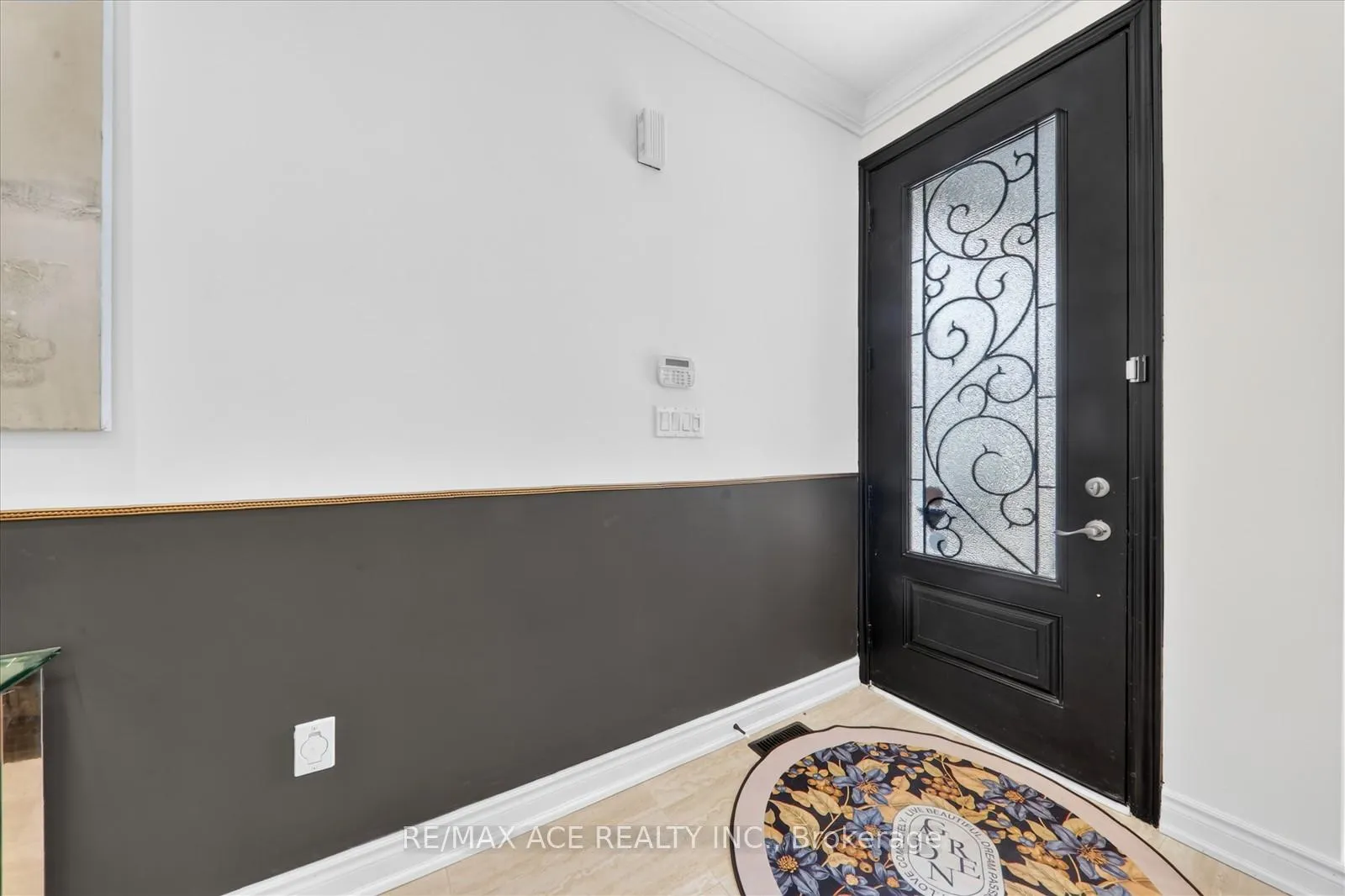 Photo 5 of 23 Appleview Road, Markham, Greensborough — HOMEH