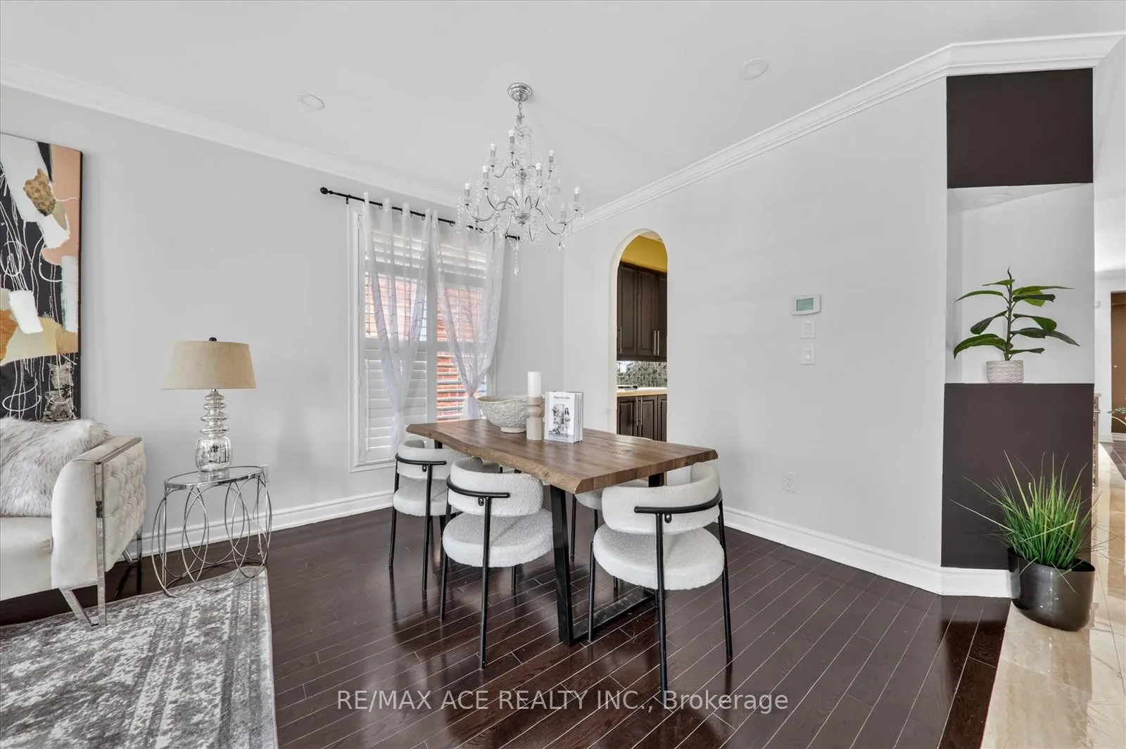 Photo 7 of 23 Appleview Road, Markham, Greensborough — HOMEH