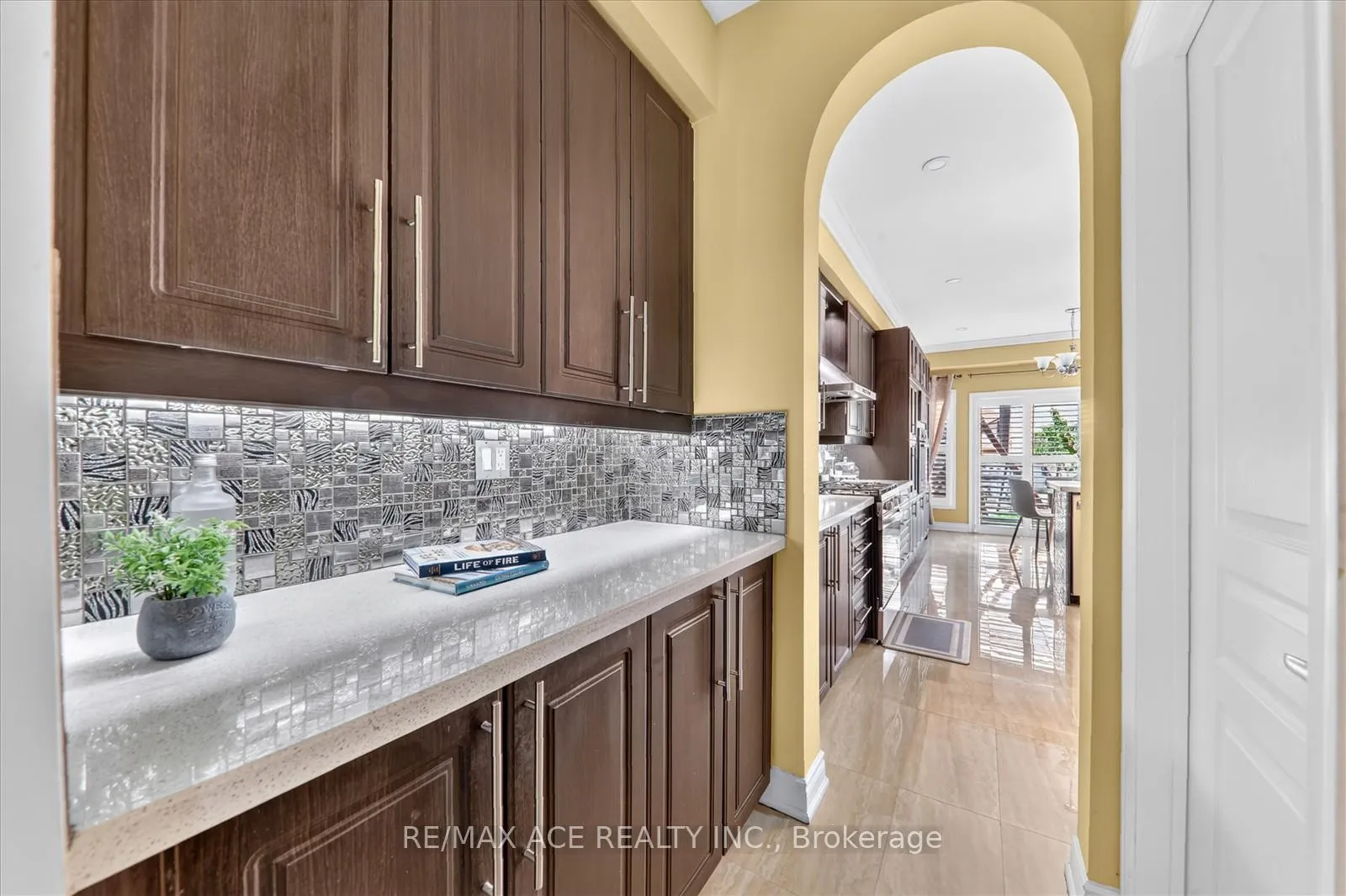Photo 9 of 23 Appleview Road, Markham, Greensborough — HOMEH