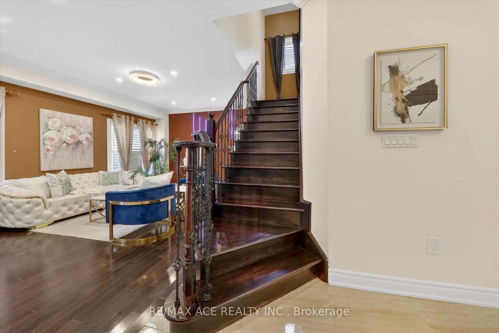 Photo 19 of 23 Appleview Road, Markham, Greensborough — HOMEH