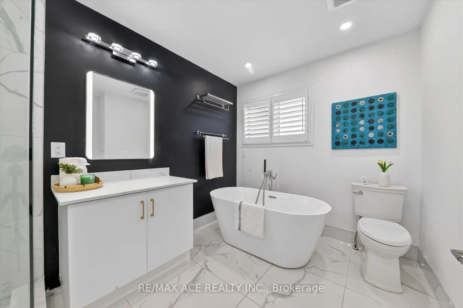 Photo 23 of 23 Appleview Road, Markham, Greensborough — HOMEH