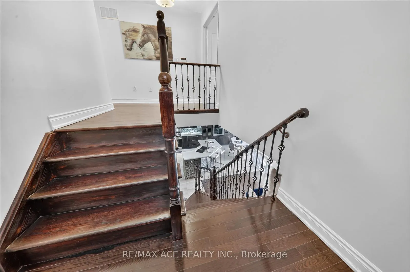 Photo 41 of 23 Appleview Road, Markham, Greensborough — HOMEH
