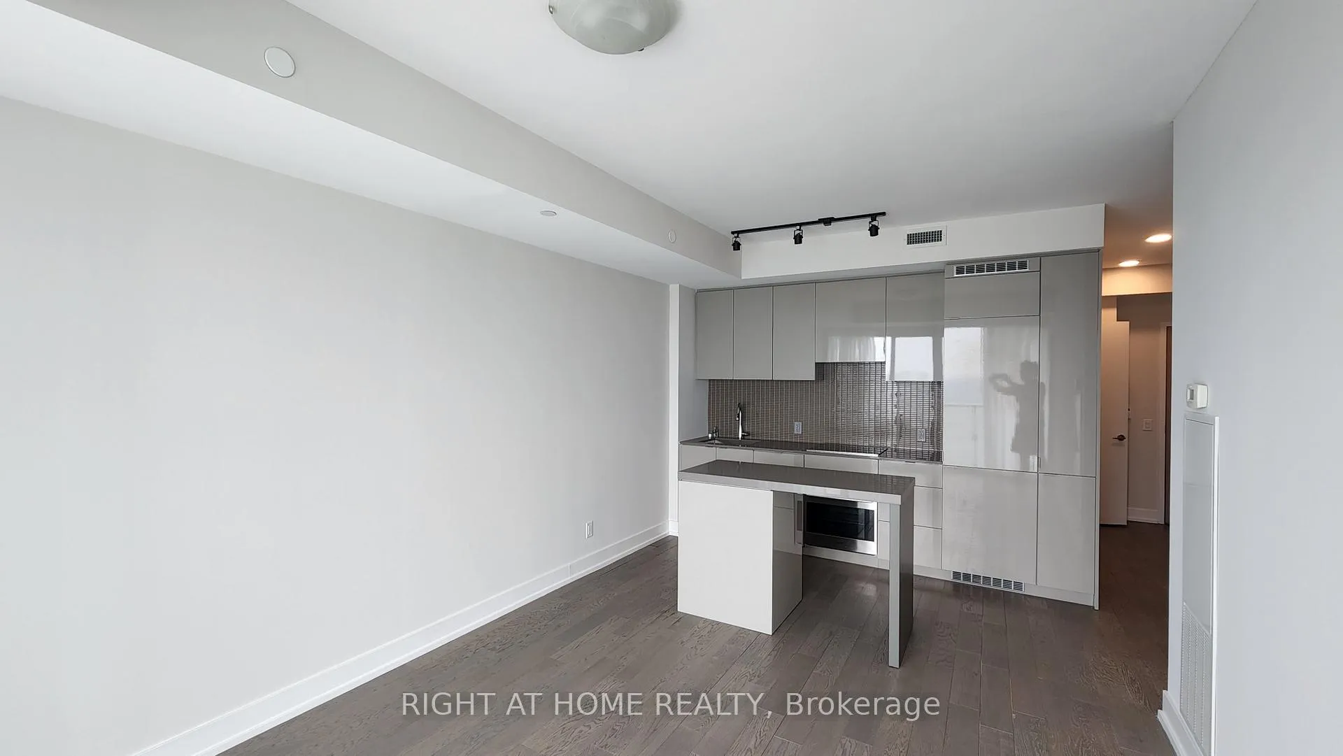 Photo 22 of Unit 4609, 7 grenville Street, Toronto, Bay Street Corridor — HOMEH