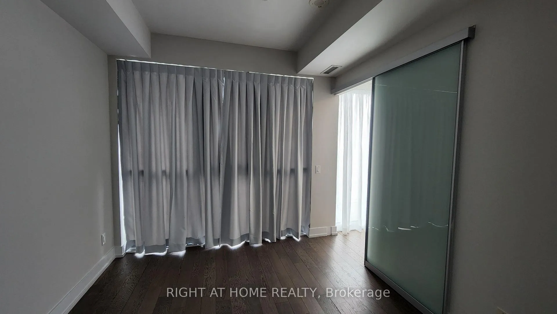 Photo 27 of Unit 4609, 7 grenville Street, Toronto, Bay Street Corridor — HOMEH