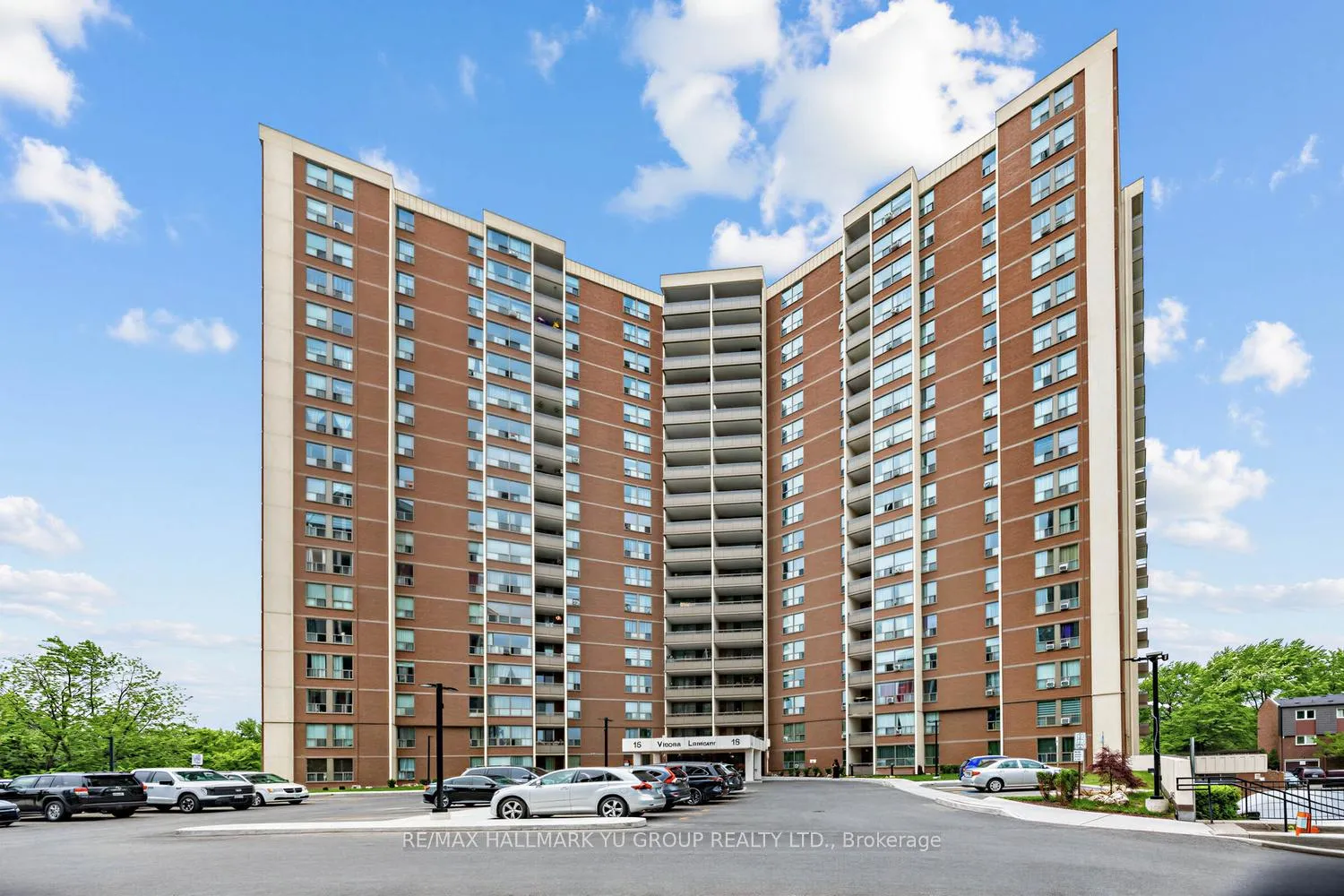 Front of Unit 401, 15 Vicora Linkway