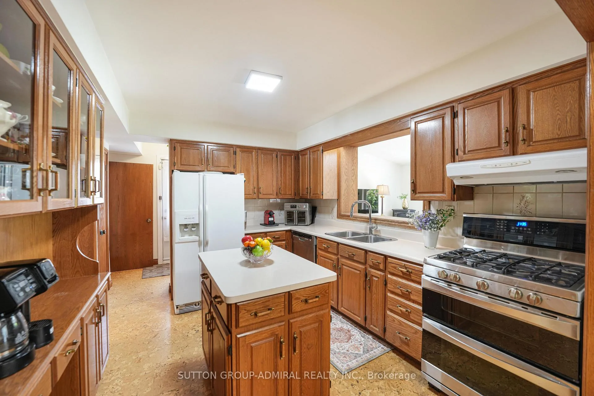 Photo 7 of 41 Hamptonbrook Drive, Etobicoke, Willowridge-Martingrove-Richview — HOMEH