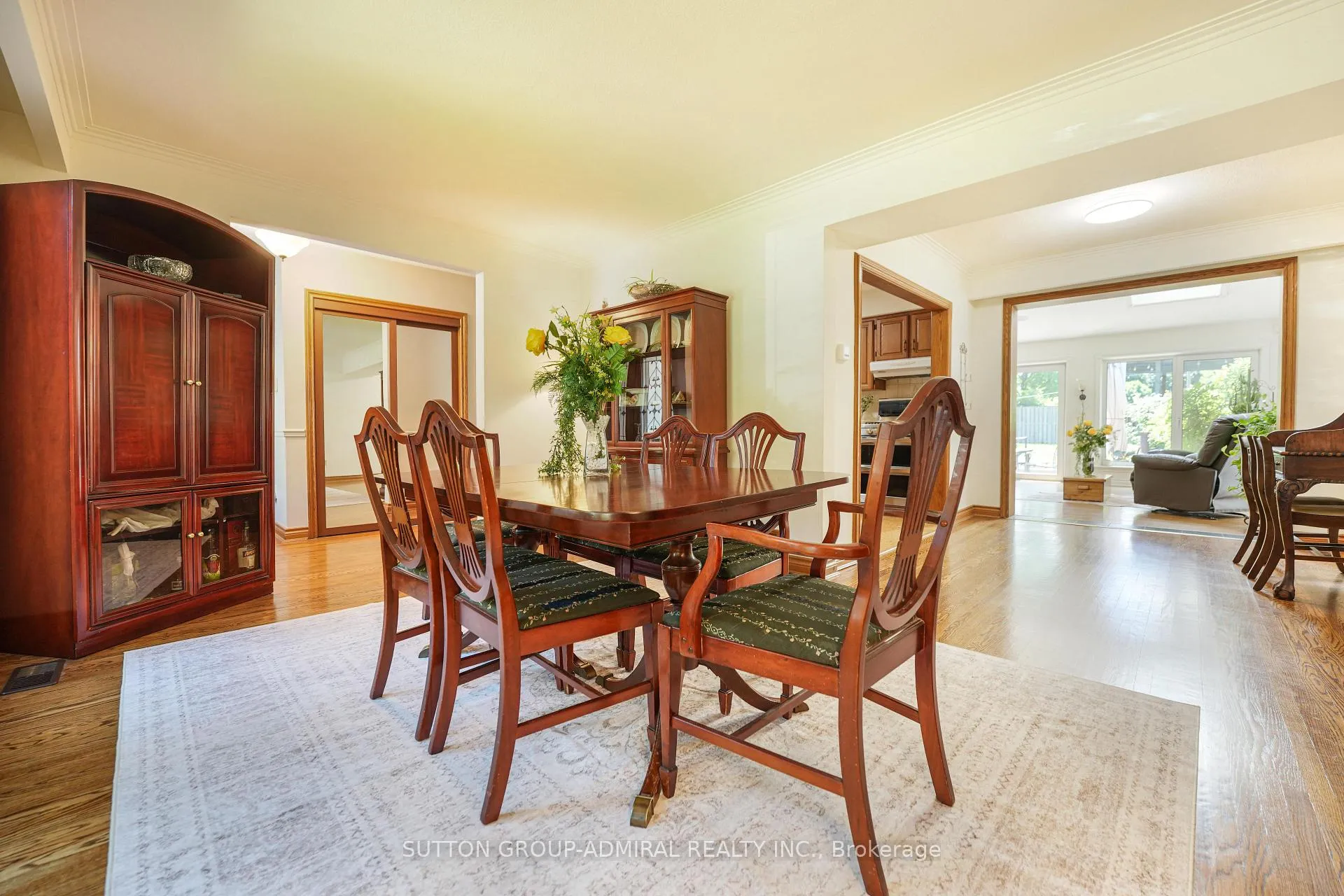 Photo 9 of 41 Hamptonbrook Drive, Etobicoke, Willowridge-Martingrove-Richview — HOMEH