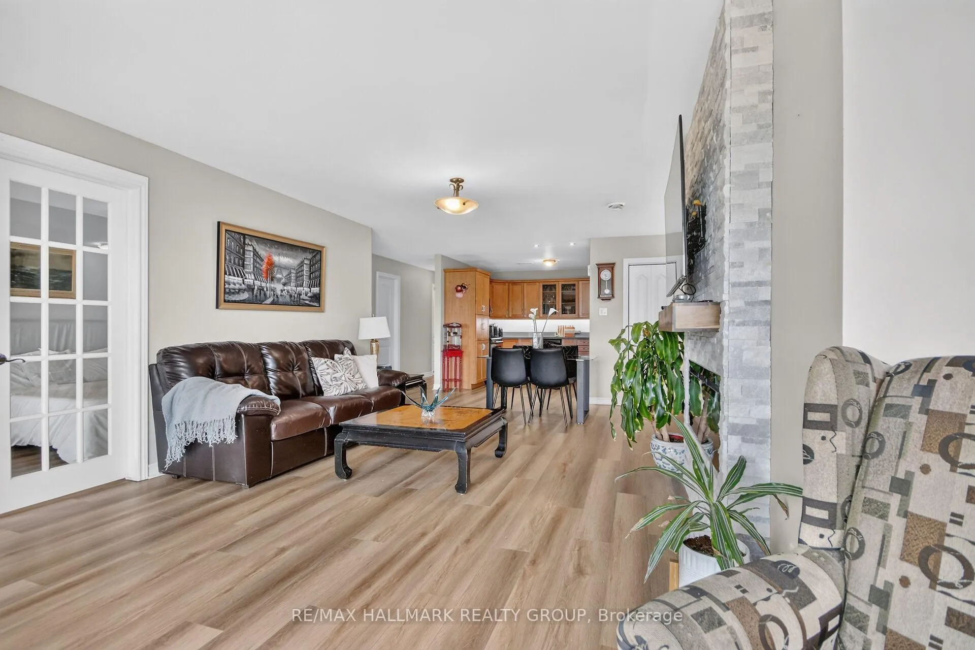 Photo 9 of Unit 7, 410 King Street E, Prescott, Prescott — HOMEH