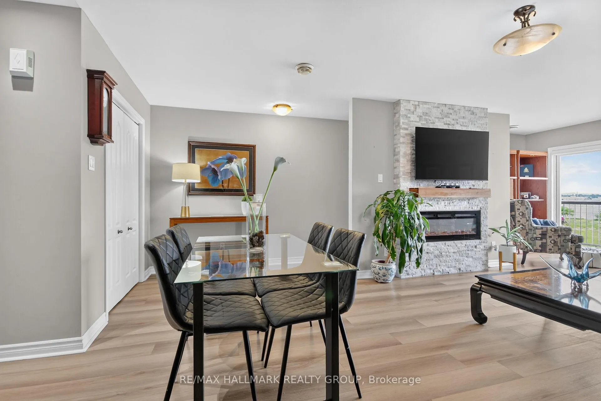 Photo 11 of Unit 7, 410 King Street E, Prescott, Prescott — HOMEH