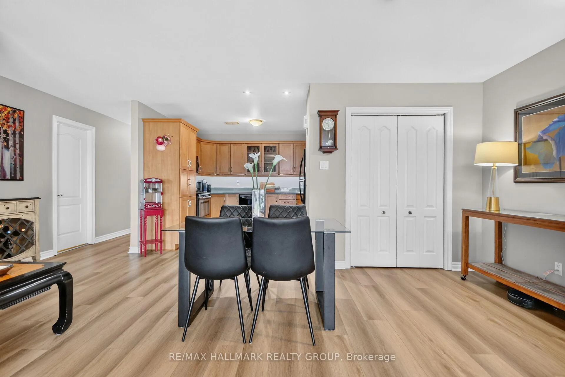 Photo 15 of Unit 7, 410 King Street E, Prescott, Prescott — HOMEH