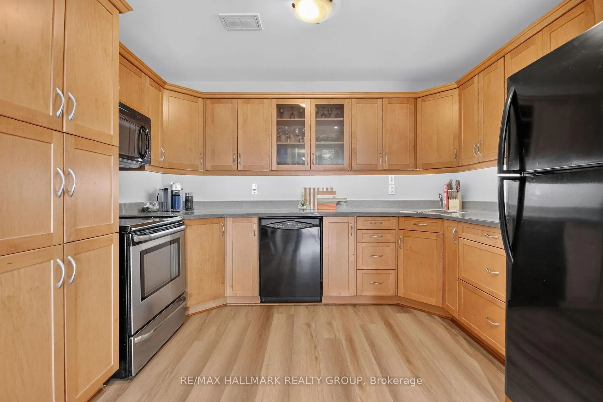 Photo 20 of Unit 7, 410 King Street E, Prescott, Prescott — HOMEH