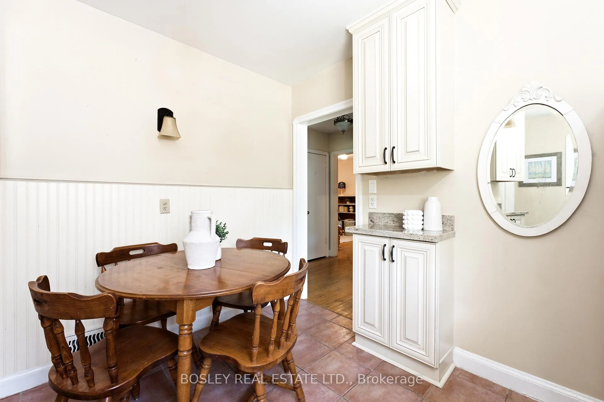 Photo 9 of 121 Presley Avenue, Scarborough, Clairlea-Birchmount — HOMEH