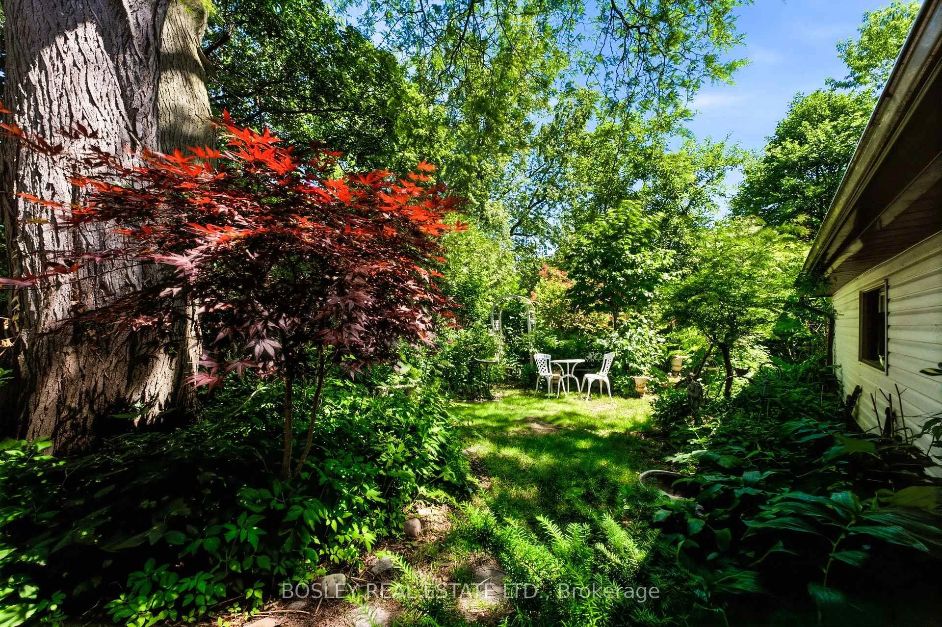 Photo 29 of 121 Presley Avenue, Scarborough, Clairlea-Birchmount — HOMEH