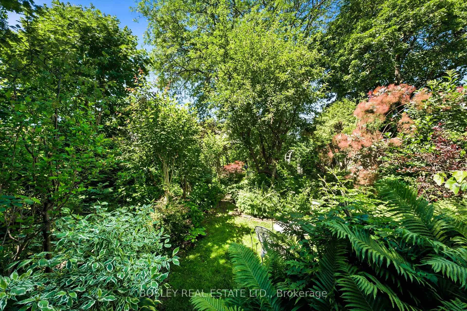 Photo 30 of 121 Presley Avenue, Scarborough, Clairlea-Birchmount — HOMEH