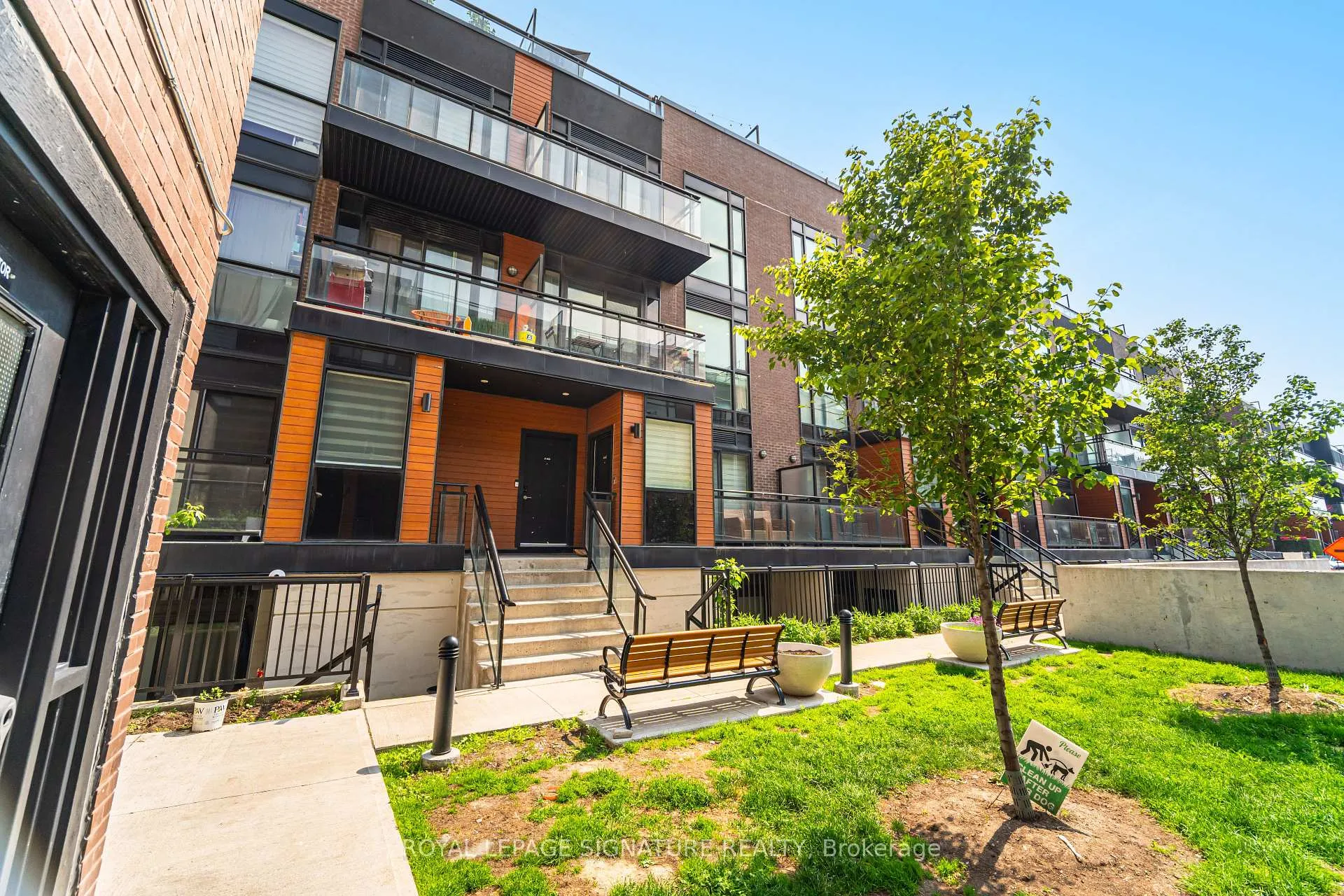 Photo 1 of Unit D-603, 5289 Highway 7, Vaughan, Vaughan Grove — HOMEH
