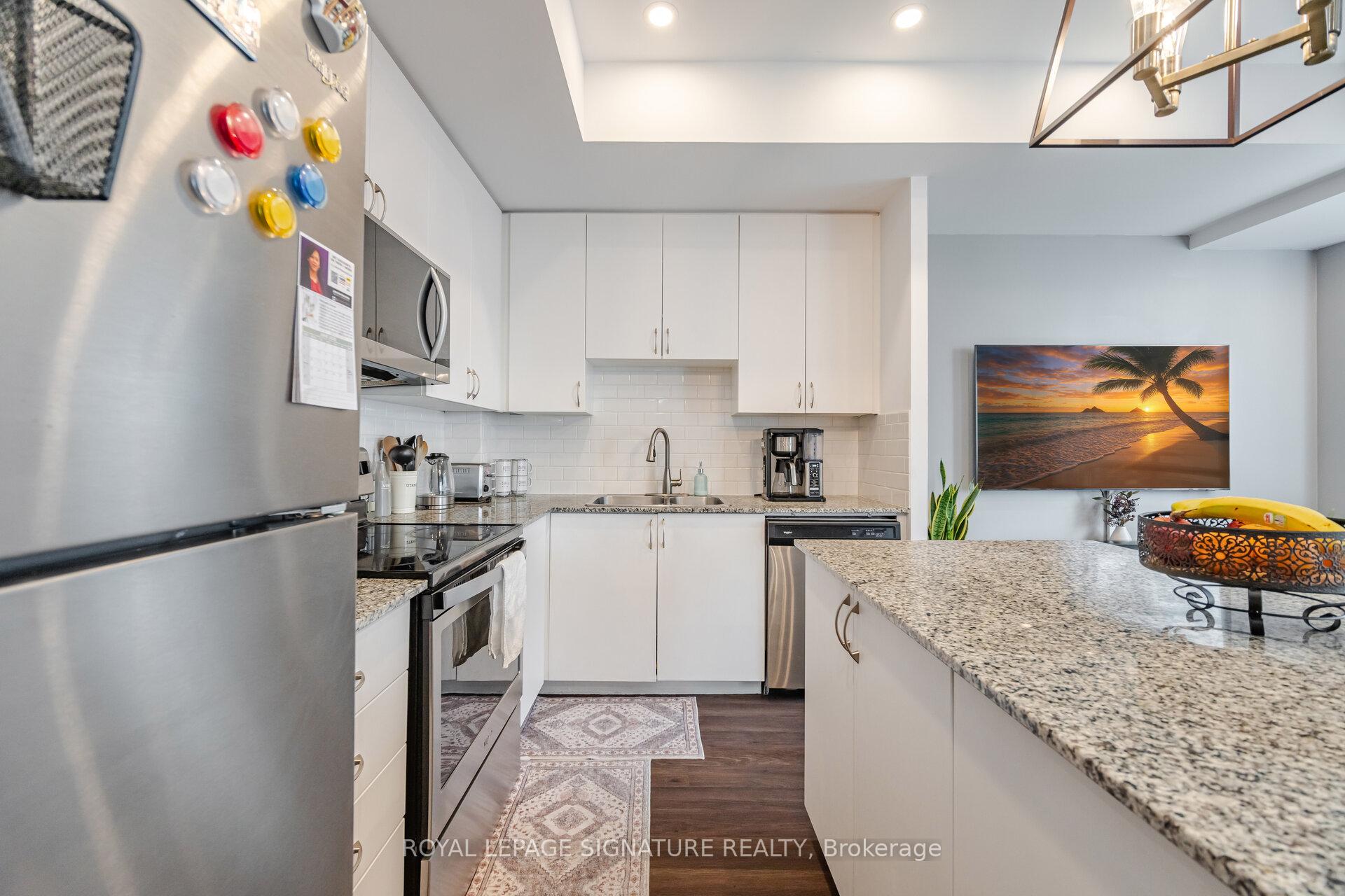 Photo 10 of Unit D-603, 5289 Highway 7, Vaughan, Vaughan Grove — HOMEH