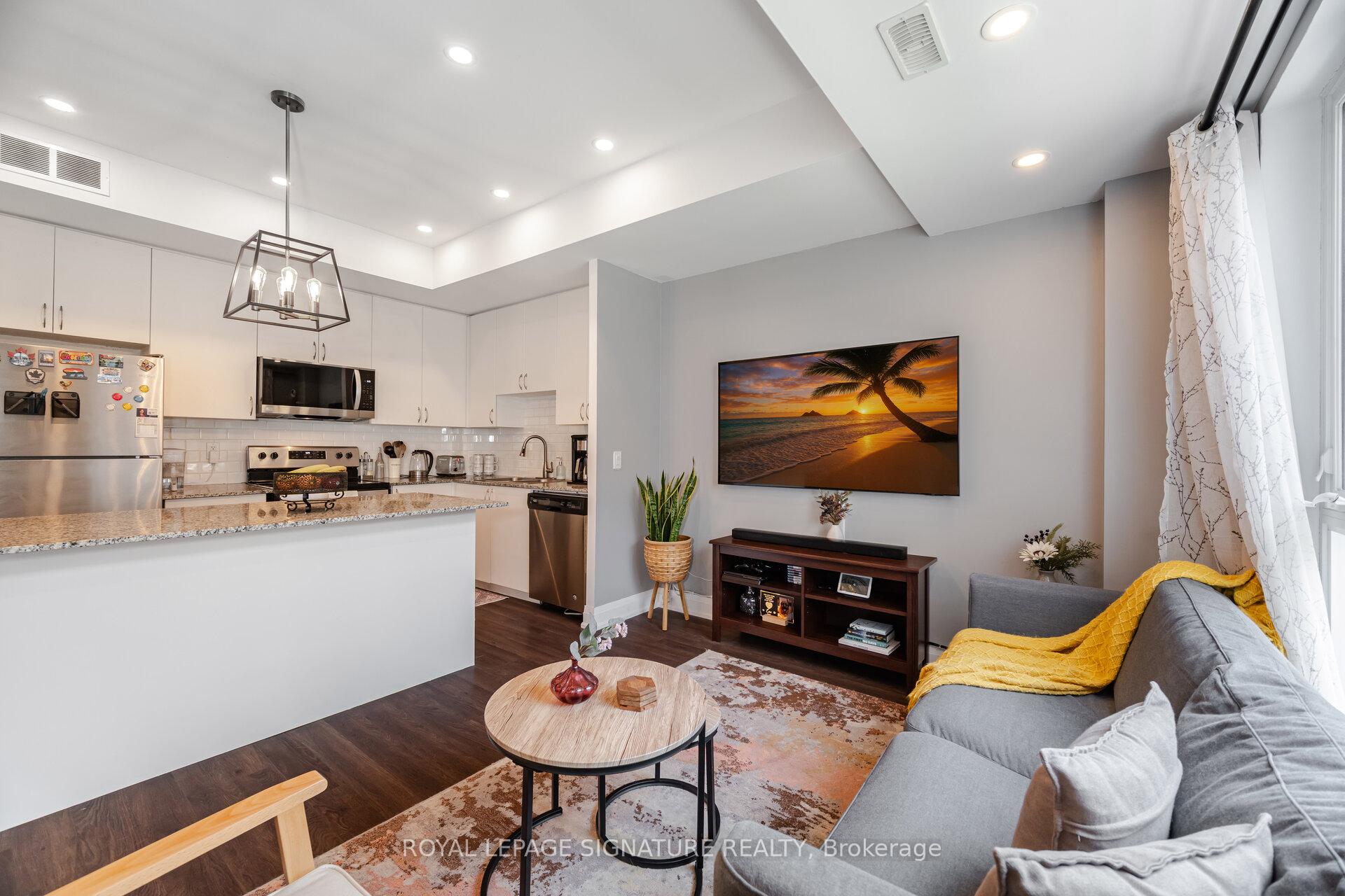 Photo 13 of Unit D-603, 5289 Highway 7, Vaughan, Vaughan Grove — HOMEH