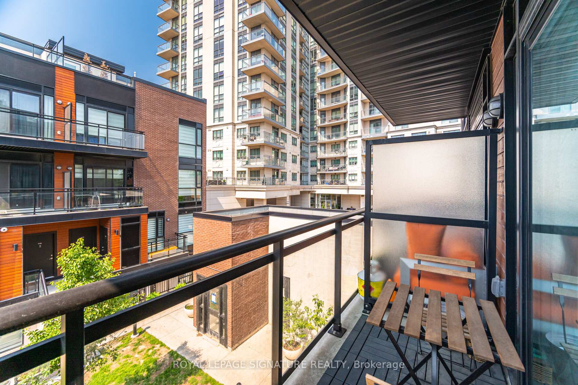 Photo 18 of Unit D-603, 5289 Highway 7, Vaughan, Vaughan Grove — HOMEH