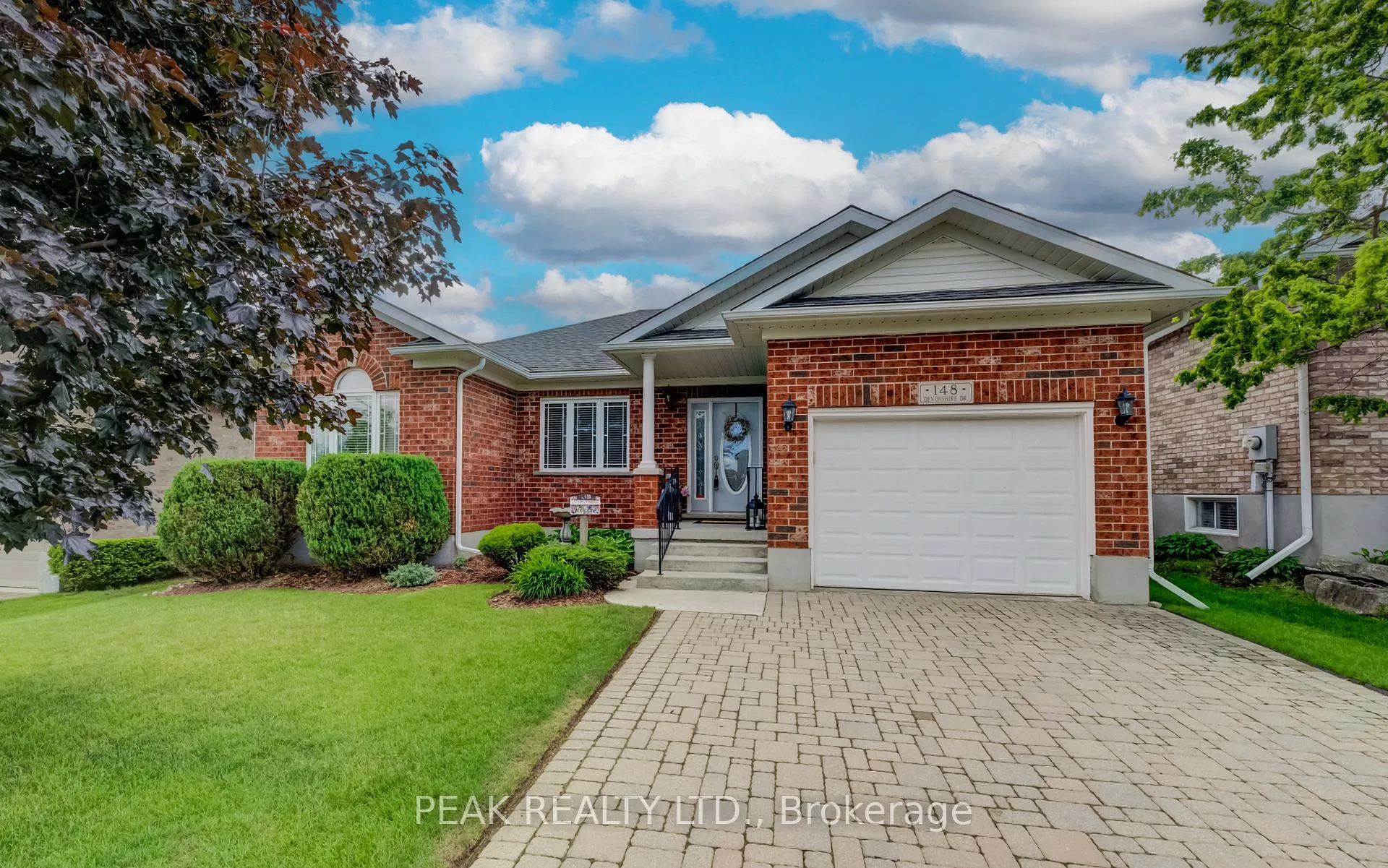 Photo 1 of 148 Devonshire Drive, Wilmot, New Hamburg — HOMEH