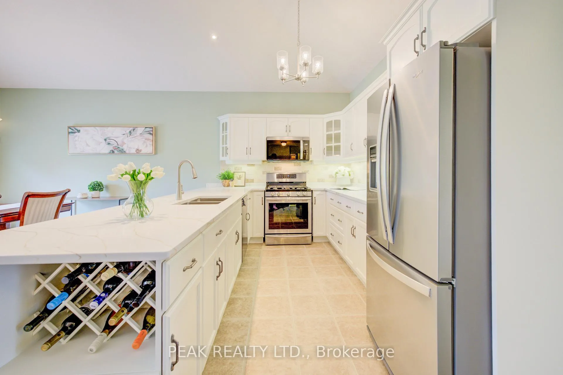 Photo 8 of 148 Devonshire Drive, Wilmot, New Hamburg — HOMEH